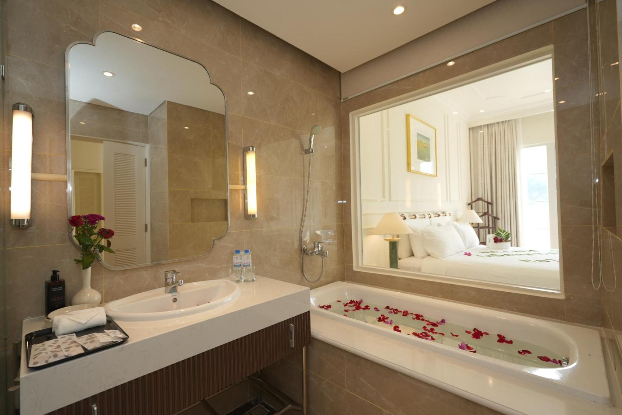 Legend Valley Hotel Ha Nam Phu Ly Ngoại thất bức ảnh